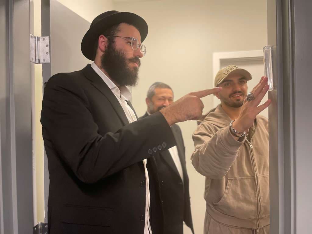 מבצע מזוזות